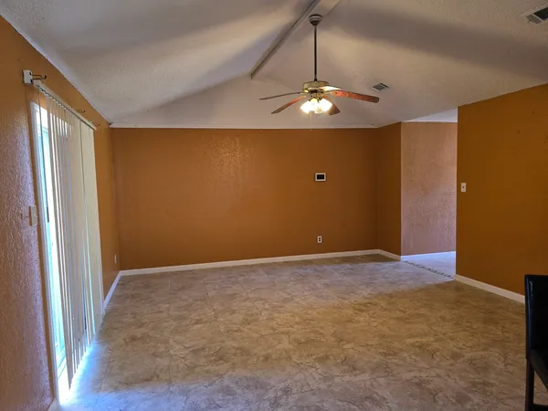$1,800 | 7218 Oriole Street, Texas City, TX 77591