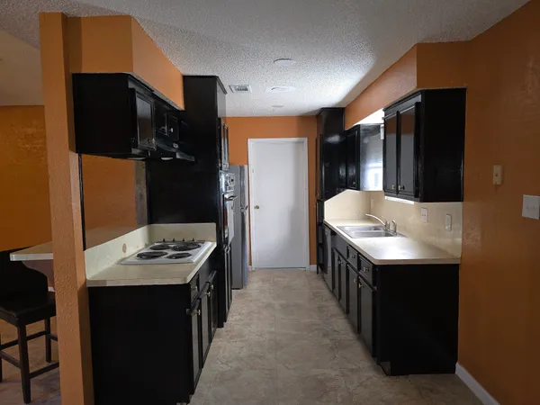 $1,800 | 7218 Oriole Street, Texas City, TX 77591