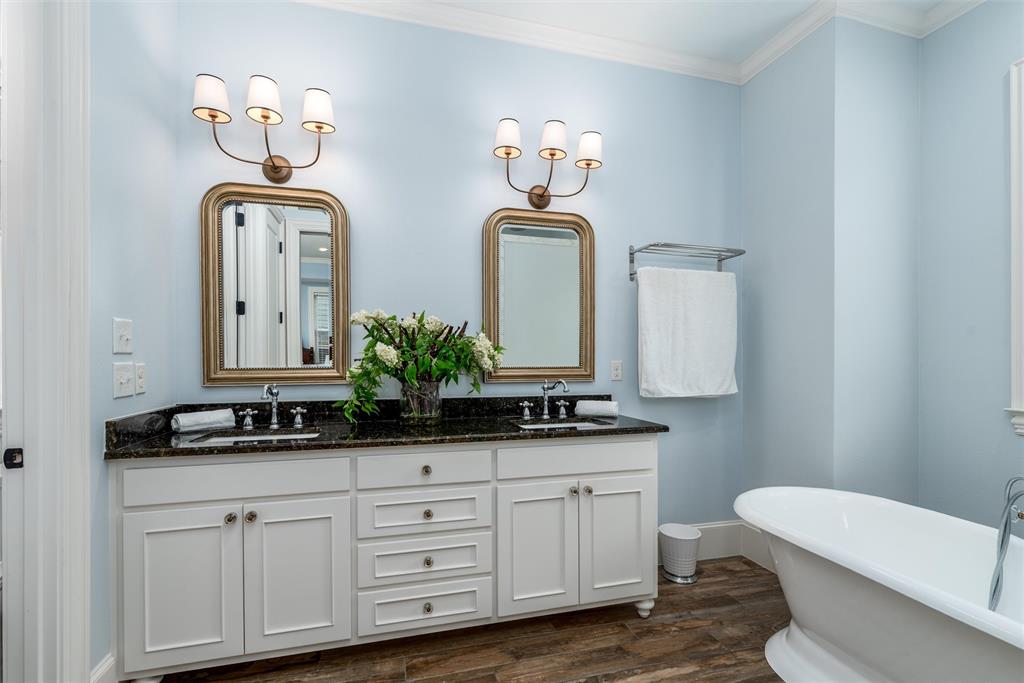 812 Baker Street McKinney, TX 75069 - Photo 16 of 40