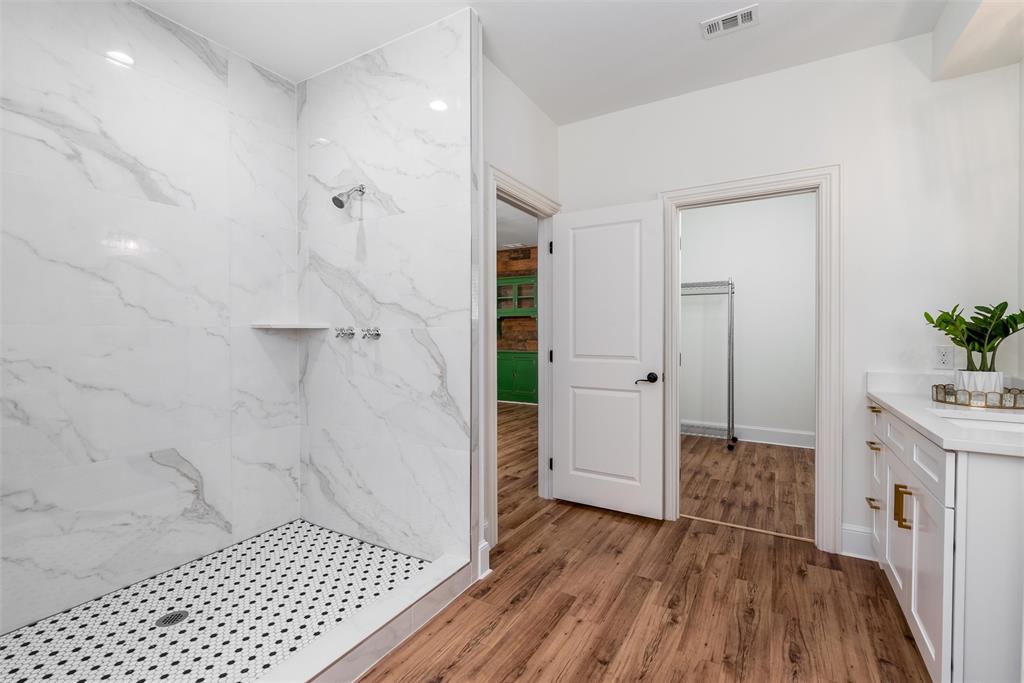 812 Baker Street McKinney, TX 75069 - Photo 23 of 40