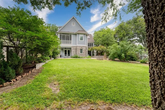 $2,225,000 | 812 Baker Street, McKinney, TX 75069