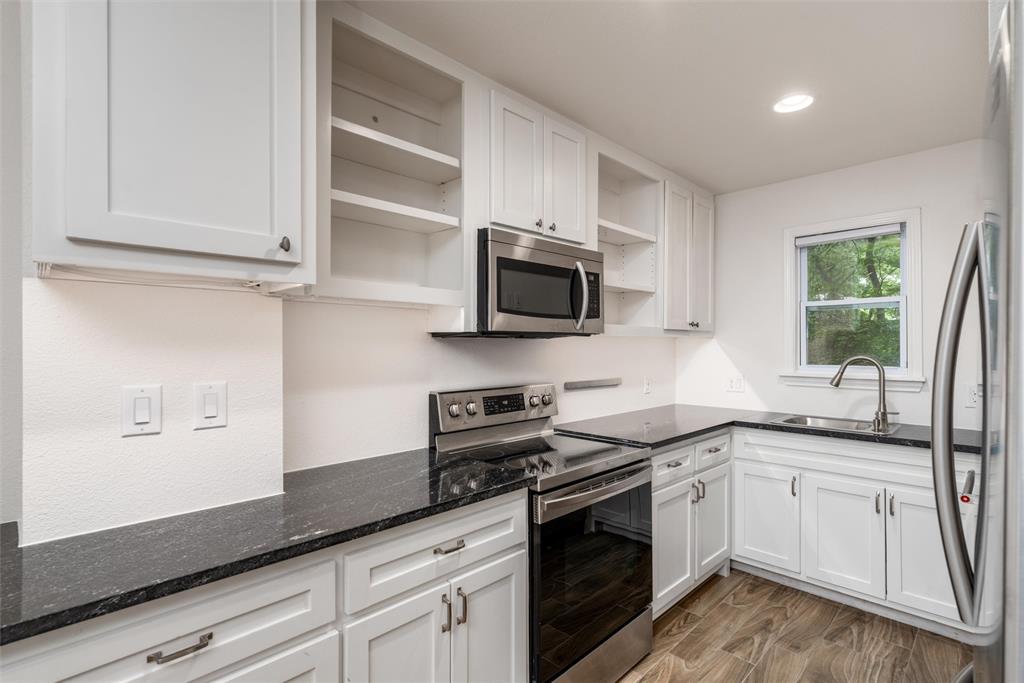 812 Baker Street McKinney, TX 75069 - Photo 33 of 40