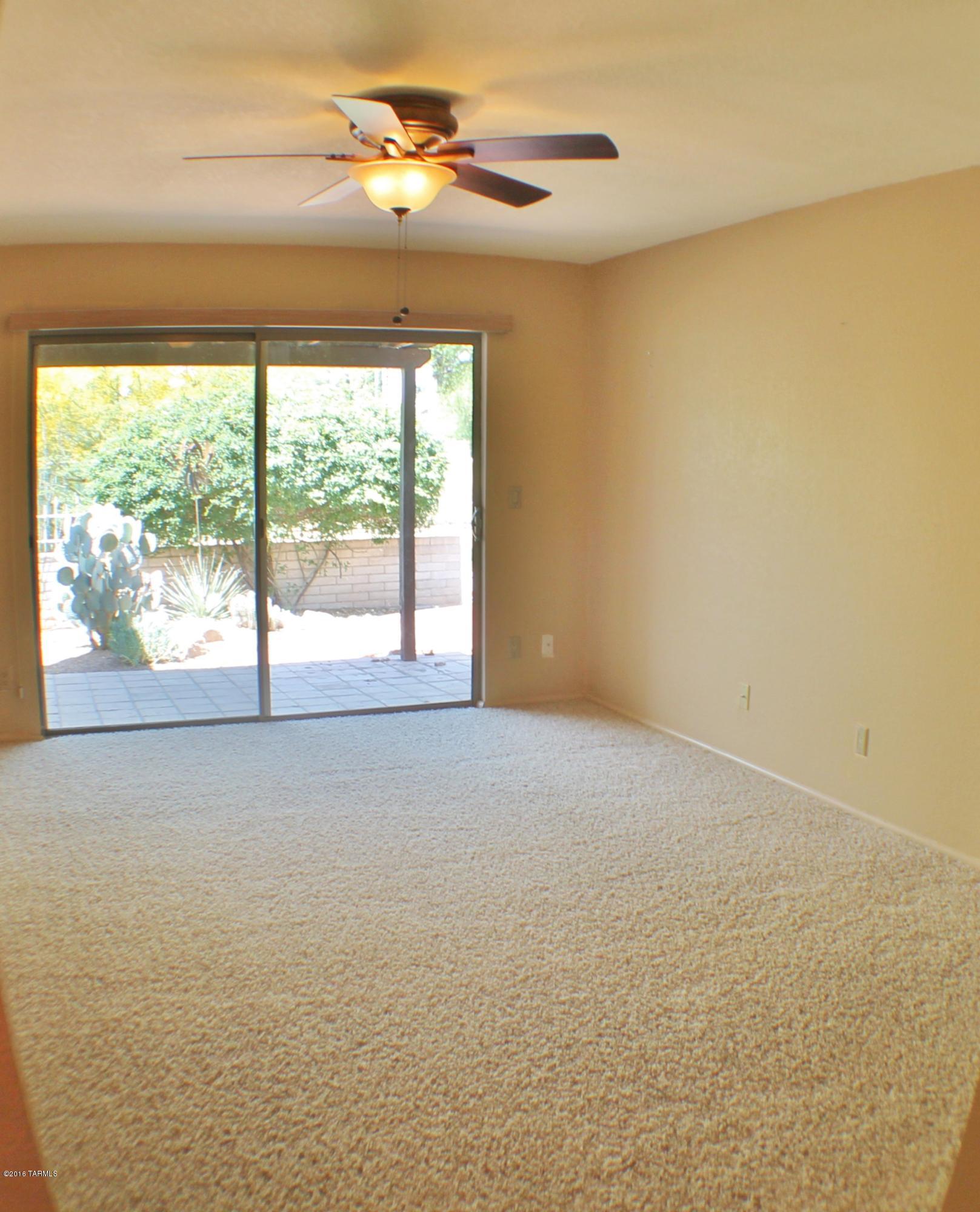 1301 North Vía Ronda Oeste Tucson, AZ 85715 - Photo 18 of 35
