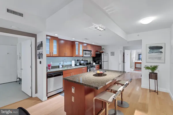 $3,450 | 912 F Street Northwest, Unit 102, Washington, DC 20004