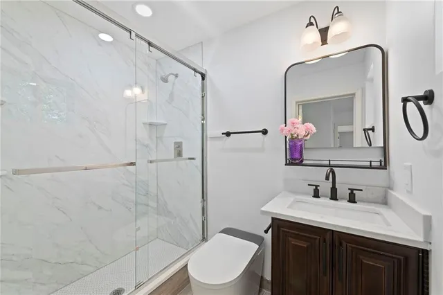 $285,000 | 7626 Sycamore Avenue, Kansas City, MO 64138