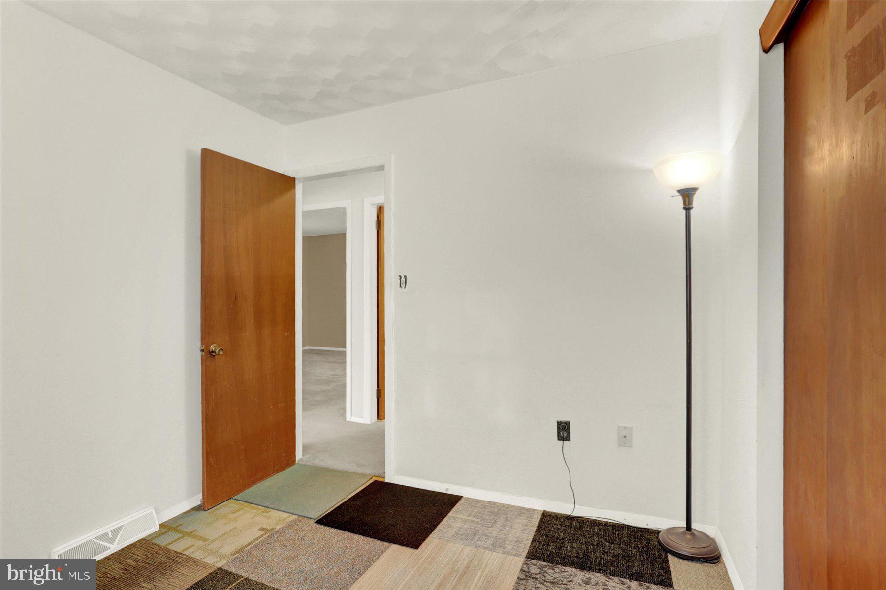970 Cranes Gap Road Carlisle, PA 17013 - Photo 19 of 48 a view of bedroom with a small space