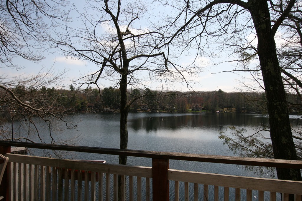40 Goodrich Road Sturbridge, MA 01566 - Photo 2 of 11