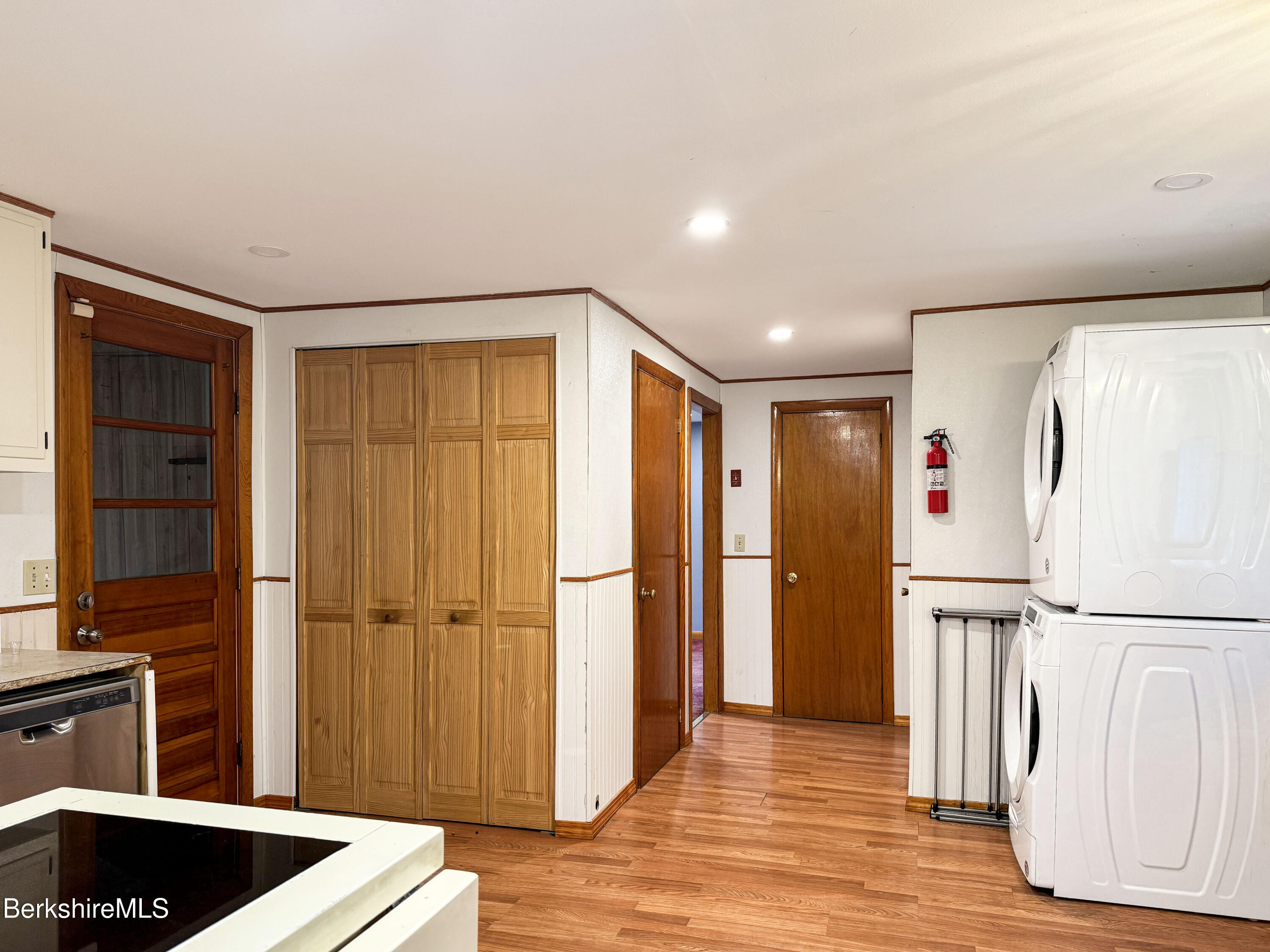 37 Fuller Street North Adams, MA 01247 - Photo 13 of 33 Laundry