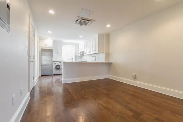 $1,695,000 | 215 8th Street, Jersey City, NJ 07302