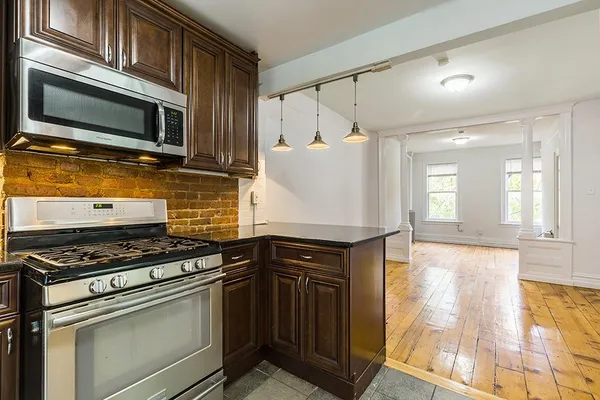 $1,695,000 | 215 8th Street, Jersey City, NJ 07302