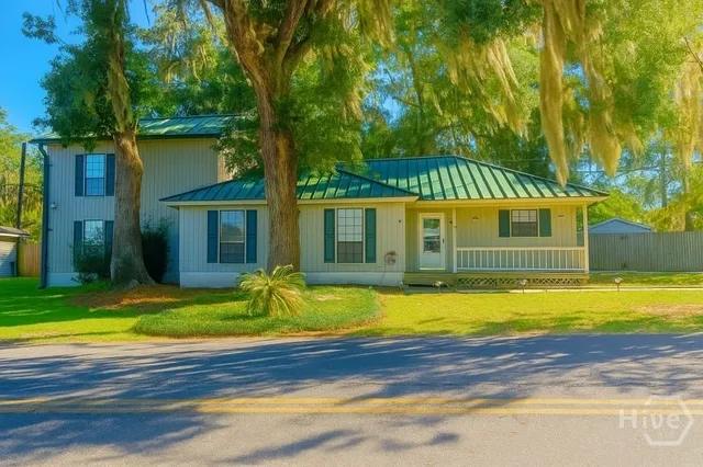 $2,400 | 312 Bonaventure Road, Thunderbolt, GA 31404