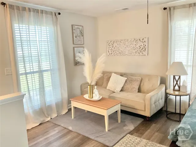 $2,400 | 312 Bonaventure Road, Thunderbolt, GA 31404