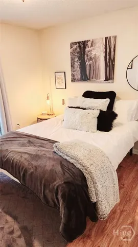 $2,400 | 312 Bonaventure Road, Thunderbolt, GA 31404