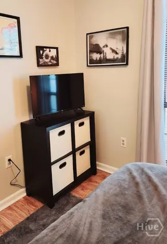 $2,400 | 312 Bonaventure Road, Thunderbolt, GA 31404