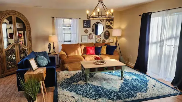 $2,400 | 312 Bonaventure Road, Thunderbolt, GA 31404