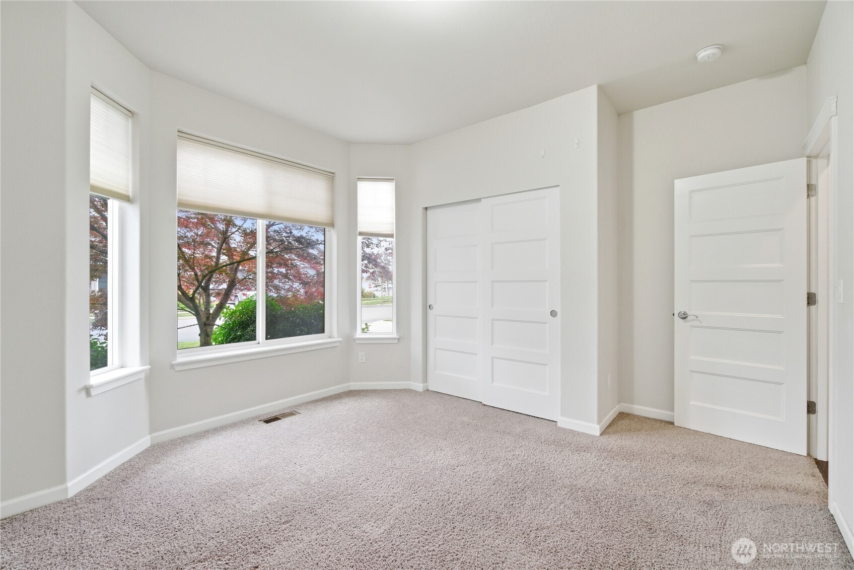 9639 6th Way Southeast Lacey, WA 98513 - Photo 9 of 36