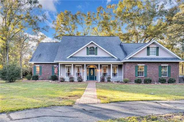 $489,000 | 84009 Pine Drive, Folsom, LA 70437