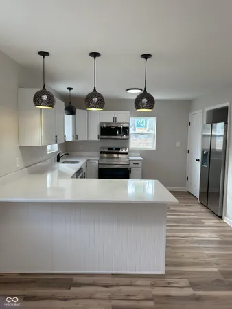 $1,400 | 2517 Brookway Street, Indianapolis, IN 46218