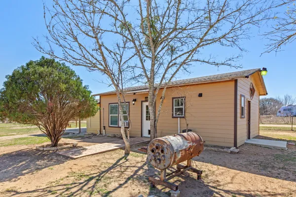 $635,000 | 1451 Farm To Market 20, Bastrop, TX 78602