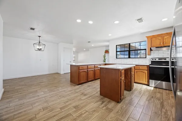 $635,000 | 1451 Farm To Market 20, Bastrop, TX 78602