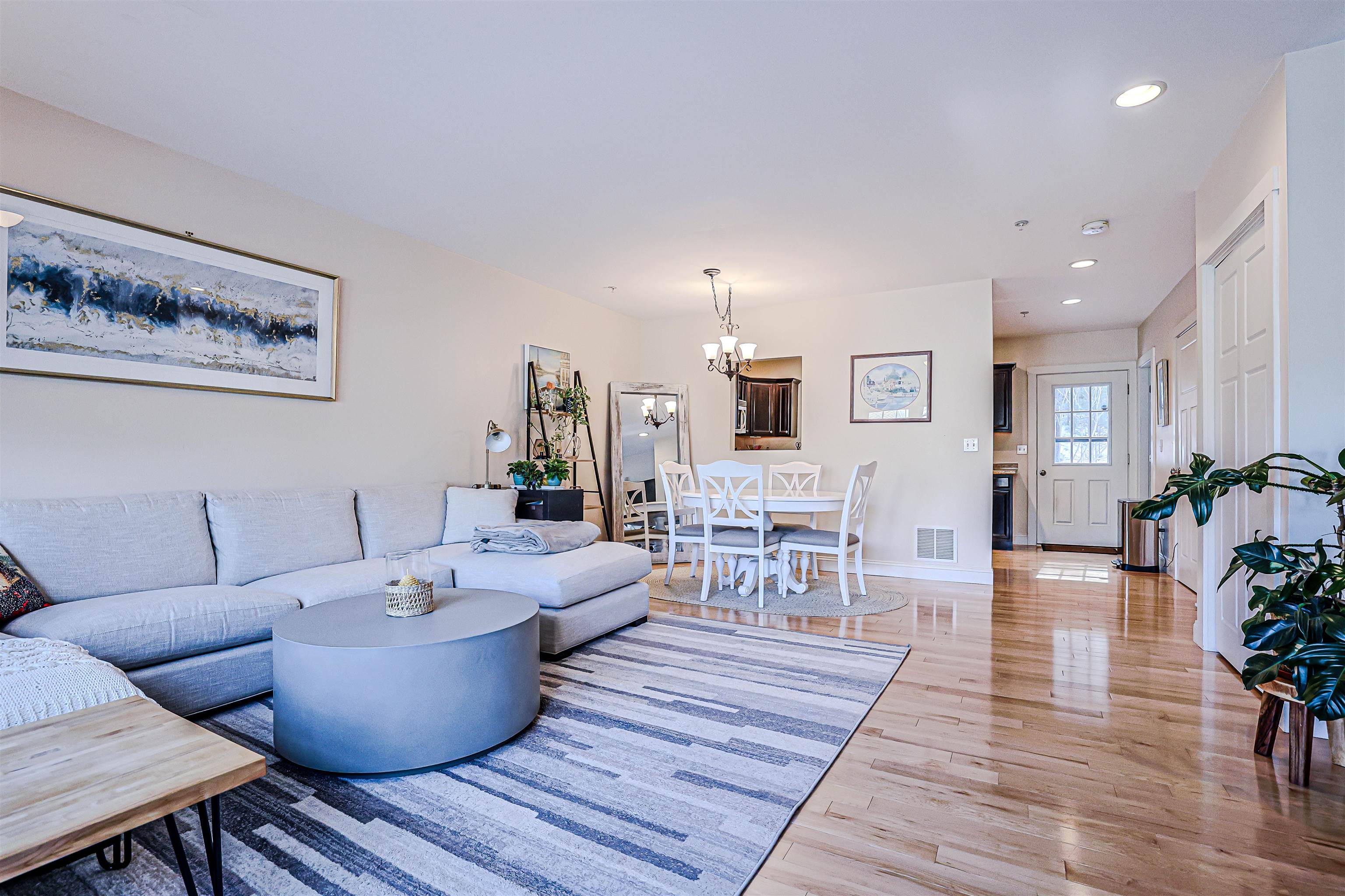 337 Mt Support Road, Unit 103 Lebanon, NH 03766 - Photo 2 of 25