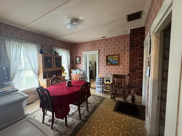 $149,900 | 41 South Main Street, Guilford, ME 04443