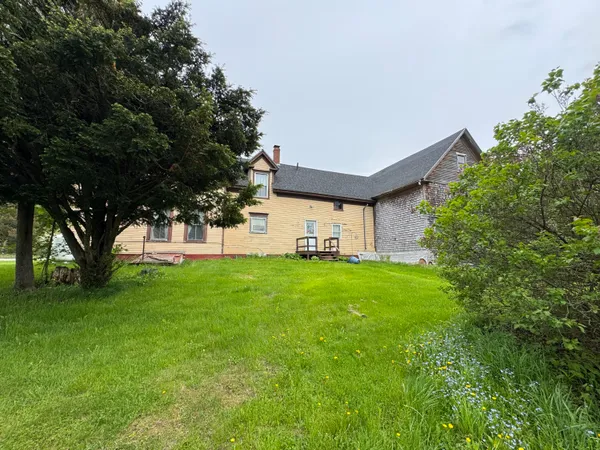 $149,900 | 41 South Main Street, Guilford, ME 04443