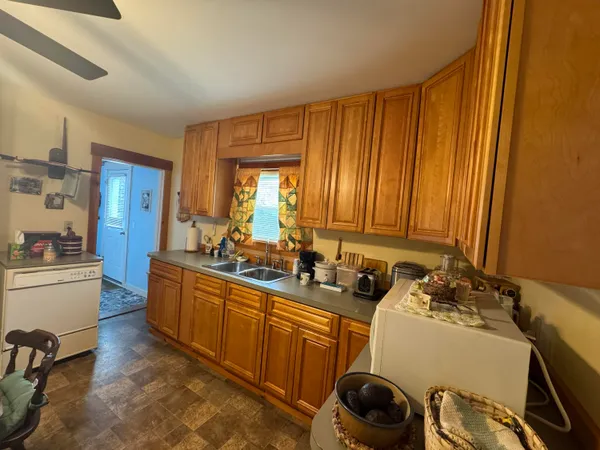 $149,900 | 41 South Main Street, Guilford, ME 04443