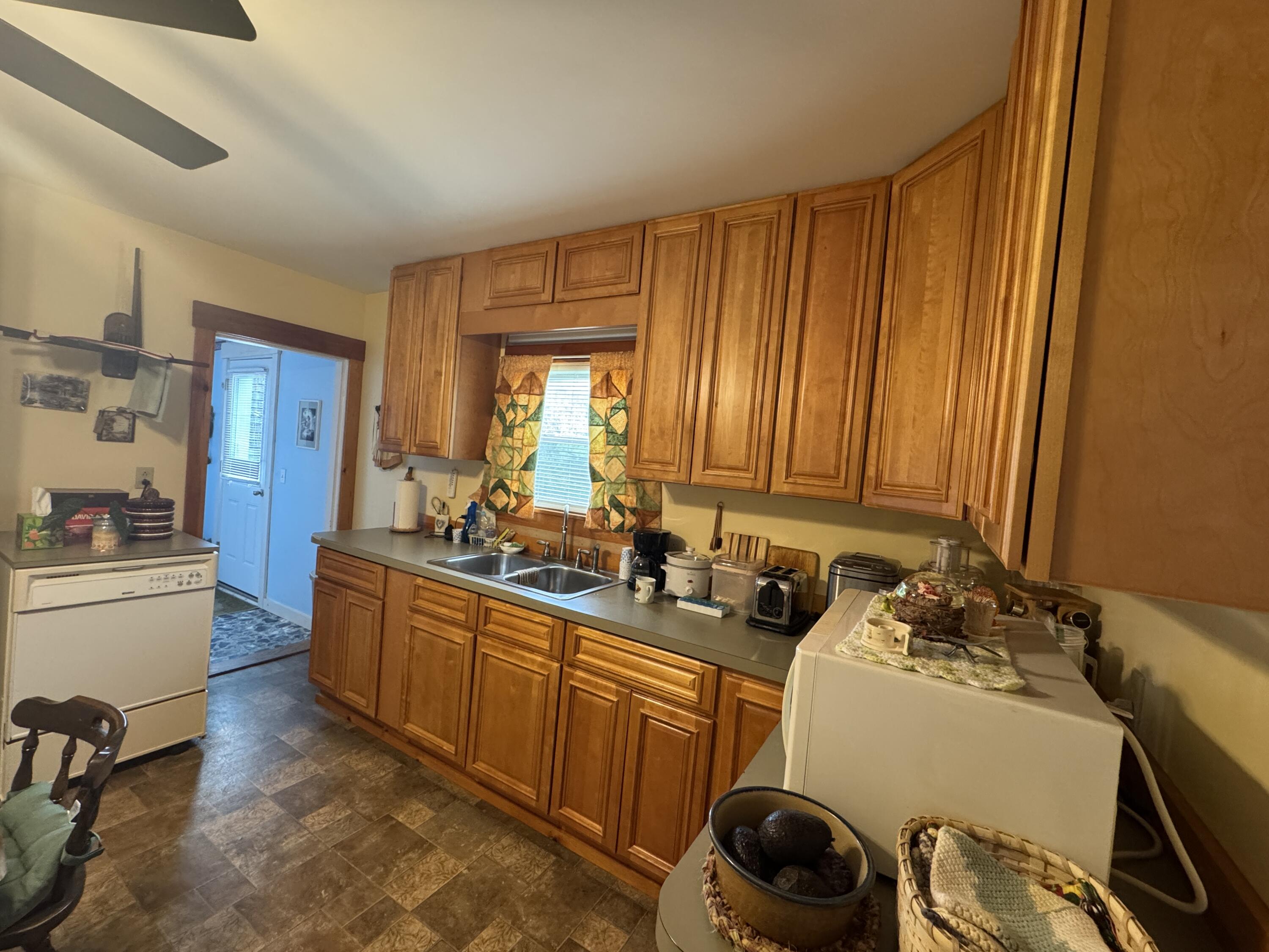 41 South Main Street Guilford, ME 04443 - Photo 9 of 66 IMG_7605