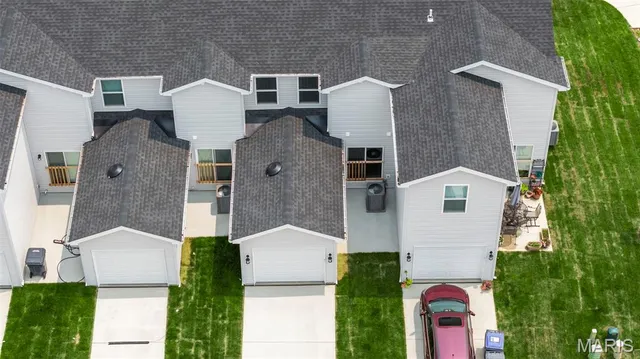 $279,900 | 463 Sunset Hollow Drive, Wentzville, MO 63385