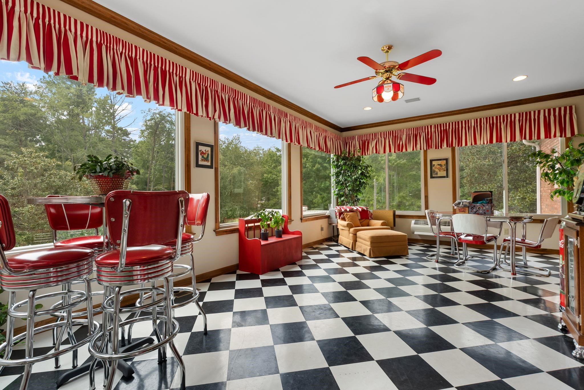 162 Sloans Grove Road Spartanburg, SC 29307 - Photo 17 of 50 Gallery Image 17
