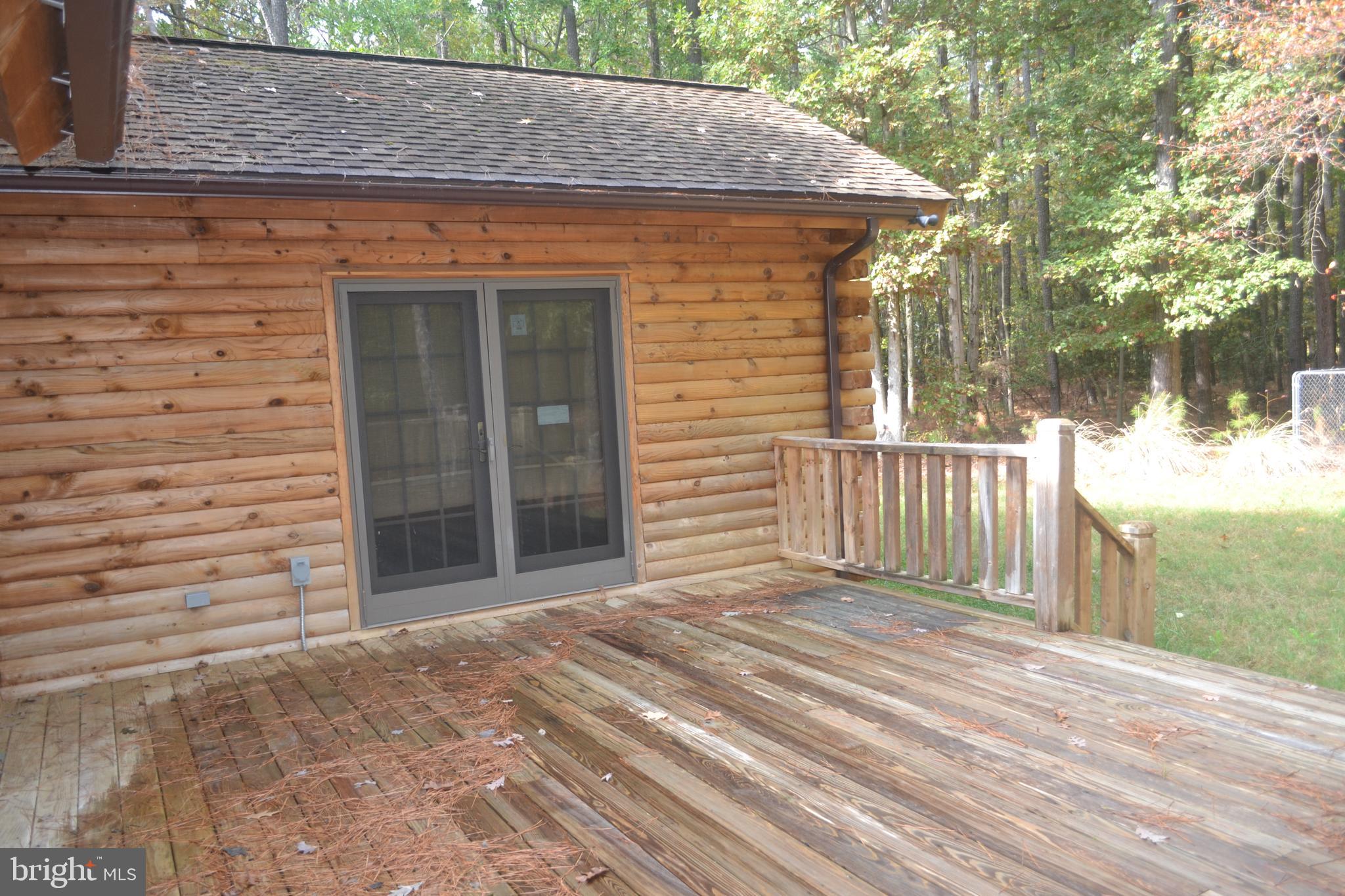 23950 Mt Pleasant Road St. Michaels, MD 21663 - Photo 5 of 38 Another view of the deck
