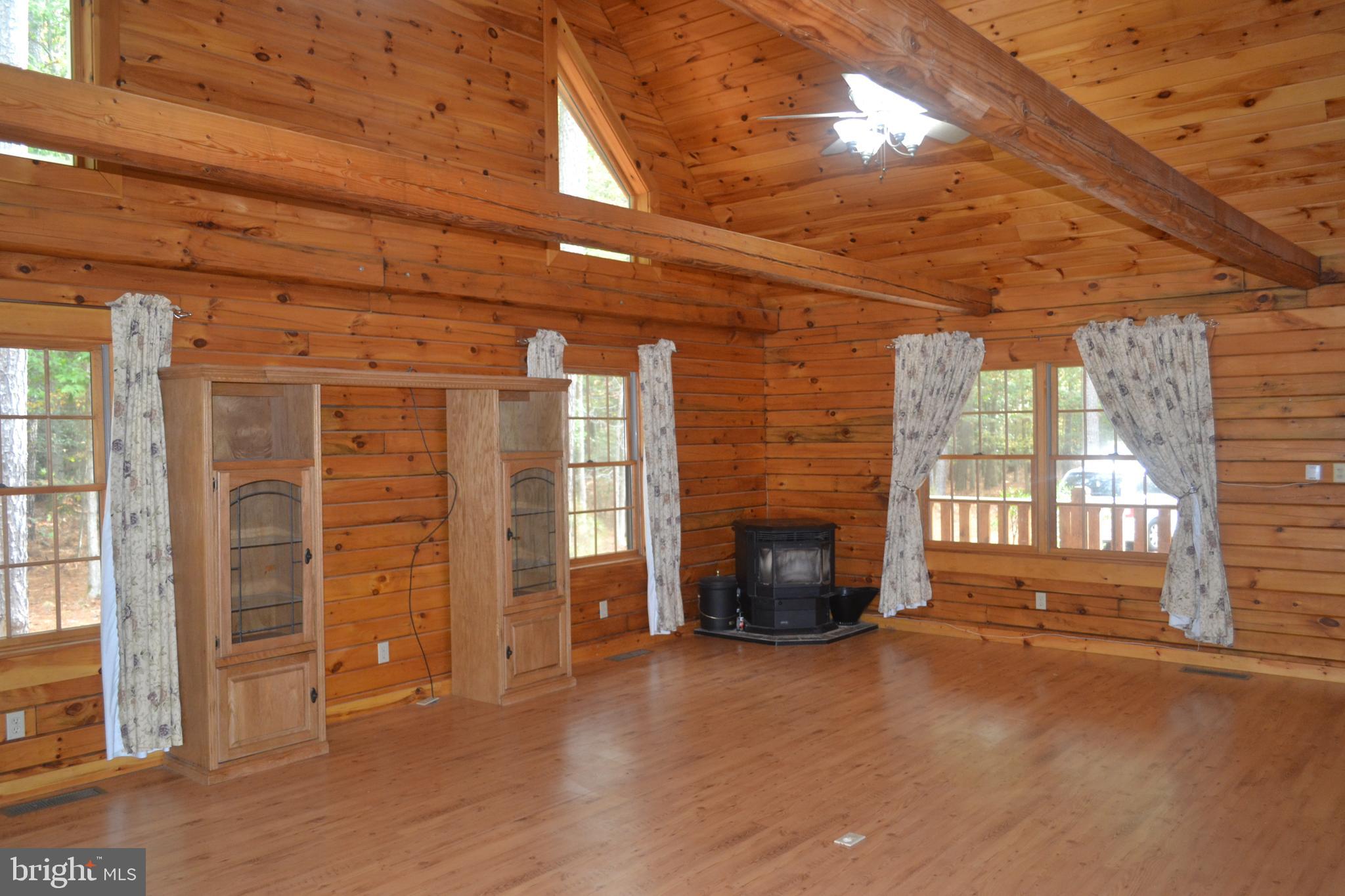23950 Mt Pleasant Road St. Michaels, MD 21663 - Photo 10 of 38 Bright, spacious Great Room with beamed ceiling