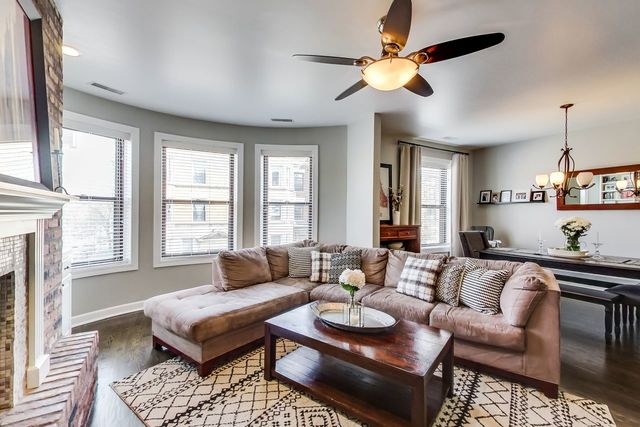 923 West Addison Street, Unit 2A Chicago, IL 60613 - Photo 2 of 24