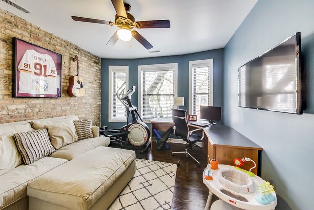 923 West Addison Street, Unit 2A Chicago, IL 60613 - Photo 18 of 24