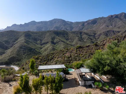 $1,450,000 | 34550 Mulholland Highway, Malibu, CA 90265