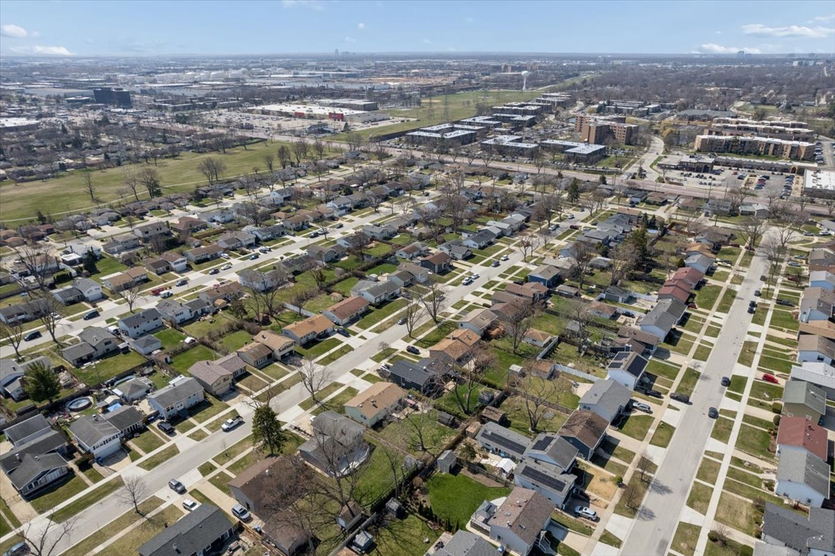 703 Westmere Road Des Plaines, IL 60016 - Photo 33 of 37 Gallery Image 33