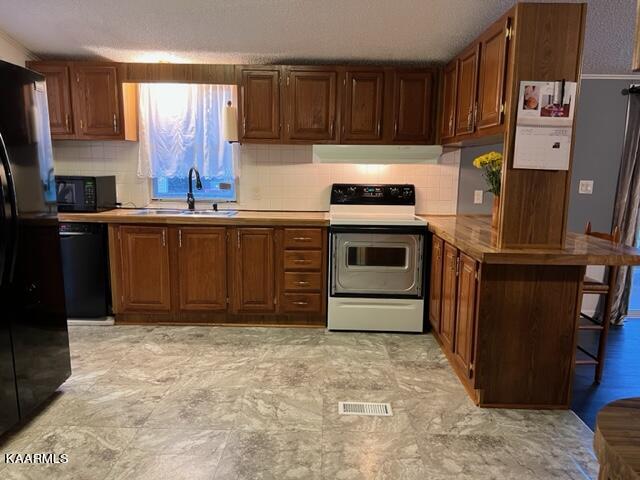 5709 Roberts Road Corryton, TN 37721 - Photo 7 of 24 7