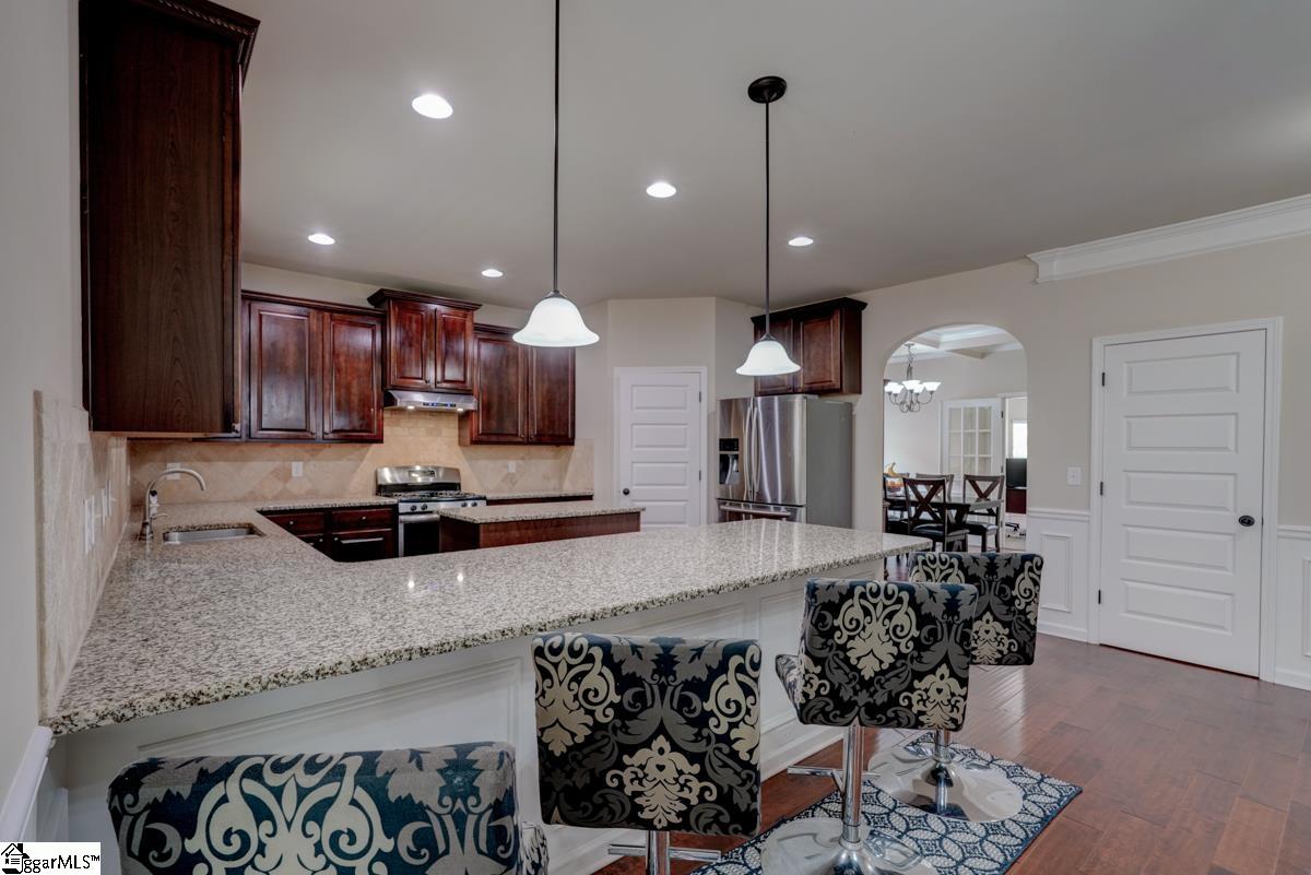 620 Powdermill Drive Simpsonville, SC 29681 - Photo 8 of 36 Gallery Image 8