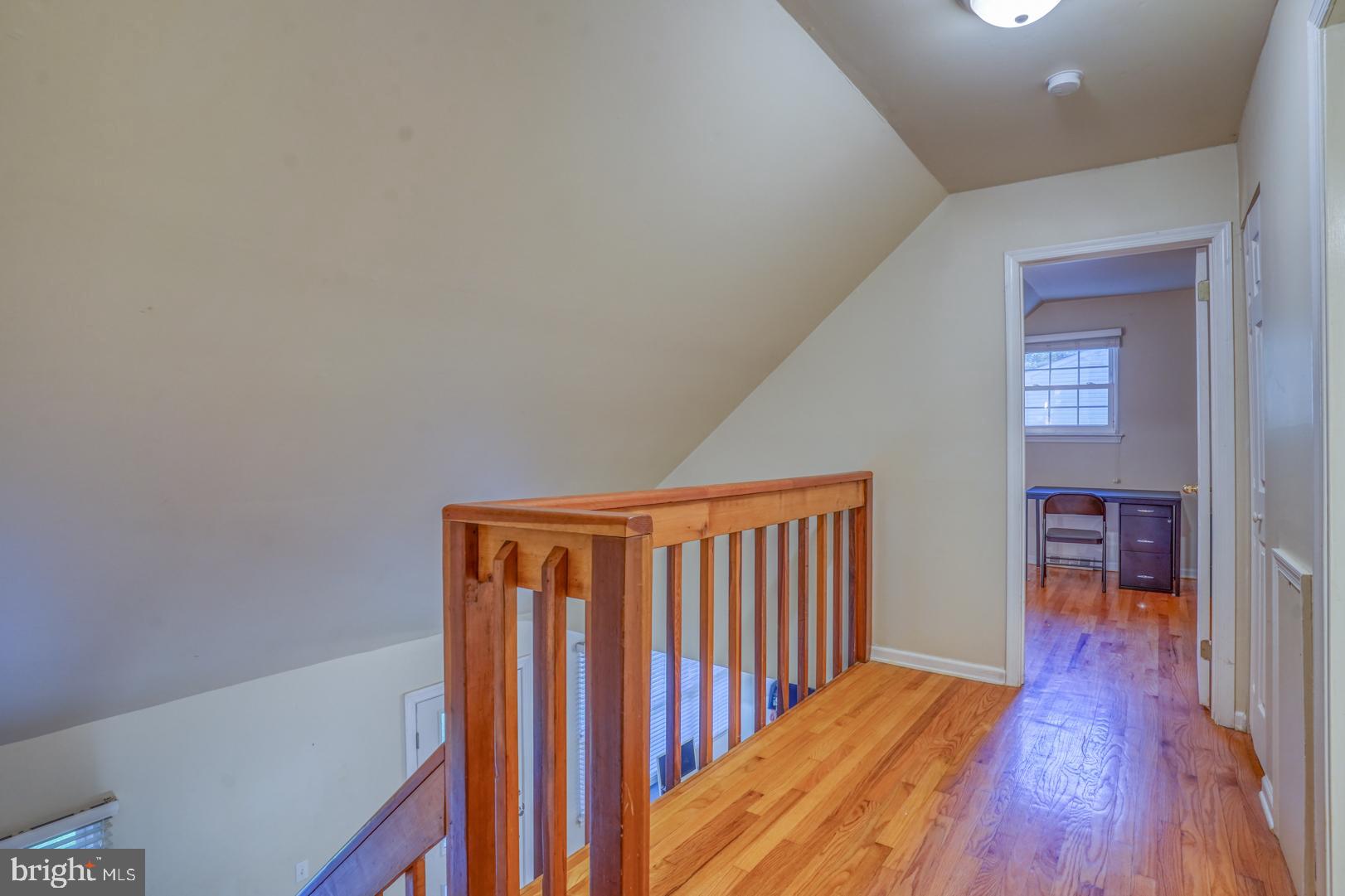 240 Merion Road Dover, DE 19904 - Photo 25 of 38 2nd Floor Landing #1