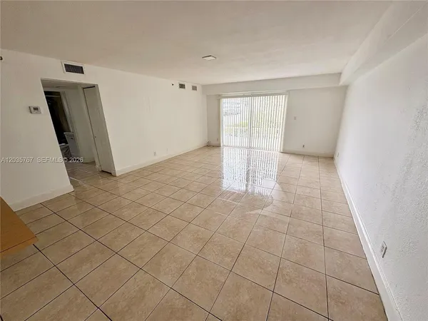 $199,000 | 4271 Northwest 5th Street, Unit 128, Plantation, FL 33317