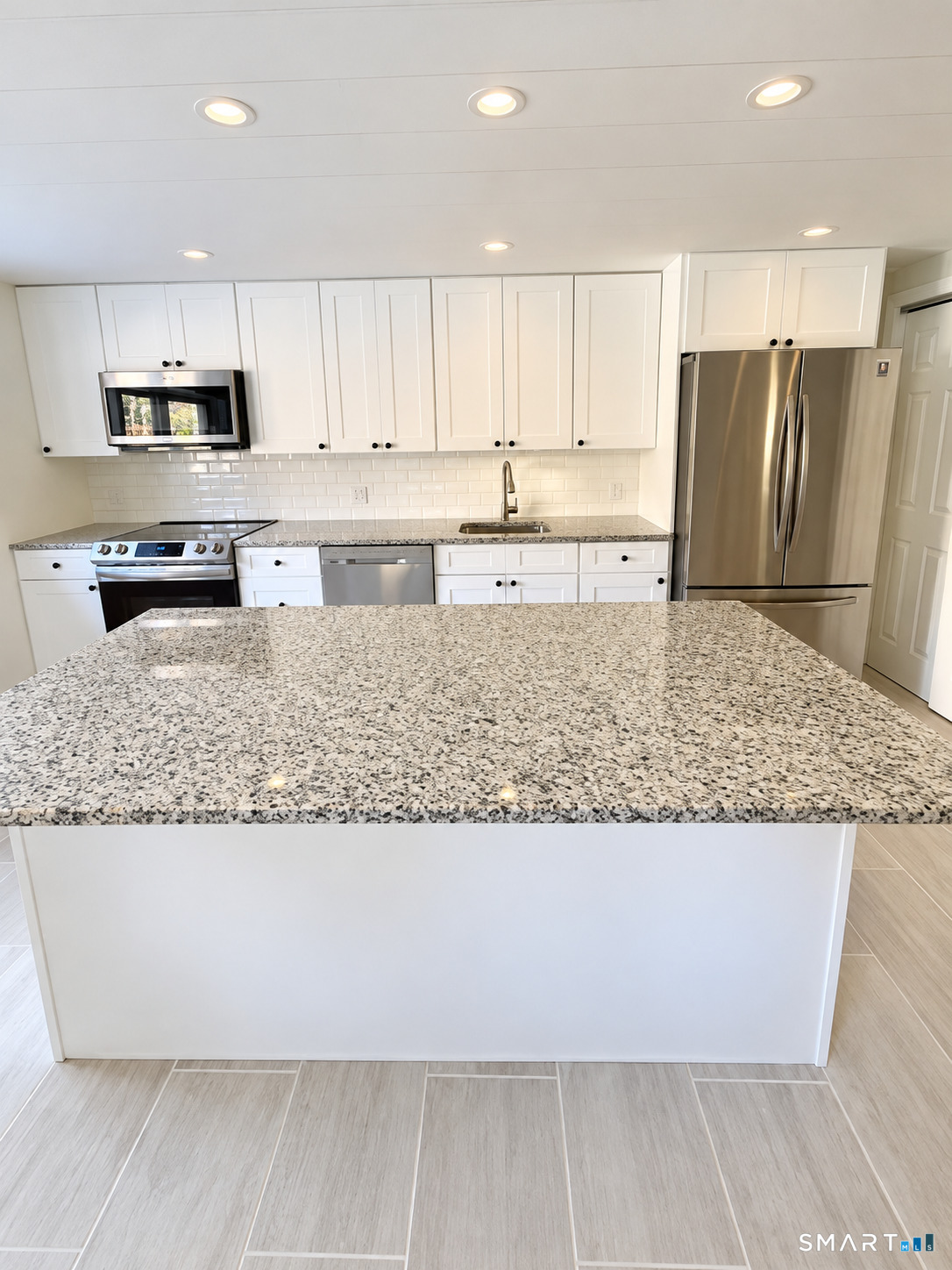 86 Pocahontas Road, Unit 84 Redding, CT 06896 - Photo 3 of 12 Gallery Image 3