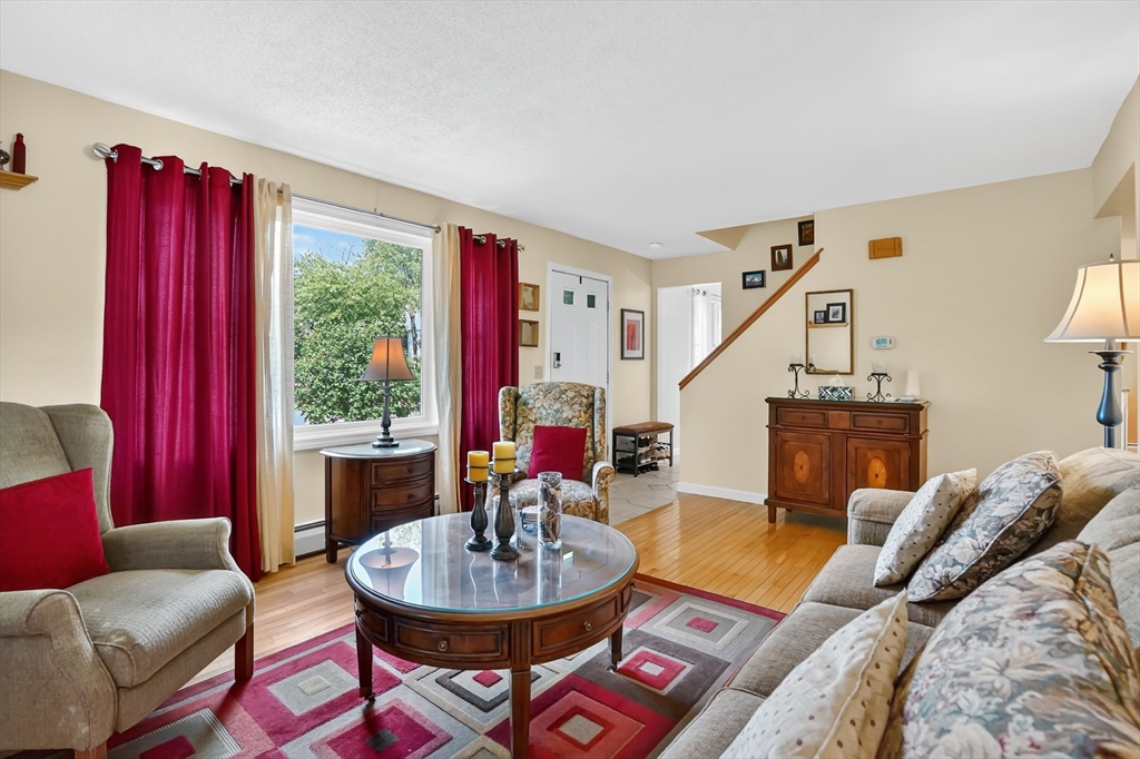 10 Humeston Slope Holyoke, MA 01040 - Photo 10 of 41 Gallery Image 10