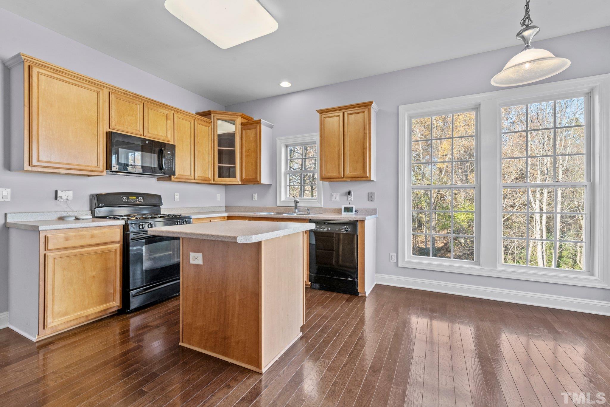 604 Deacon Ridge Street Wake Forest, NC 27587 - Photo 10 of 30 Gallery Image 10