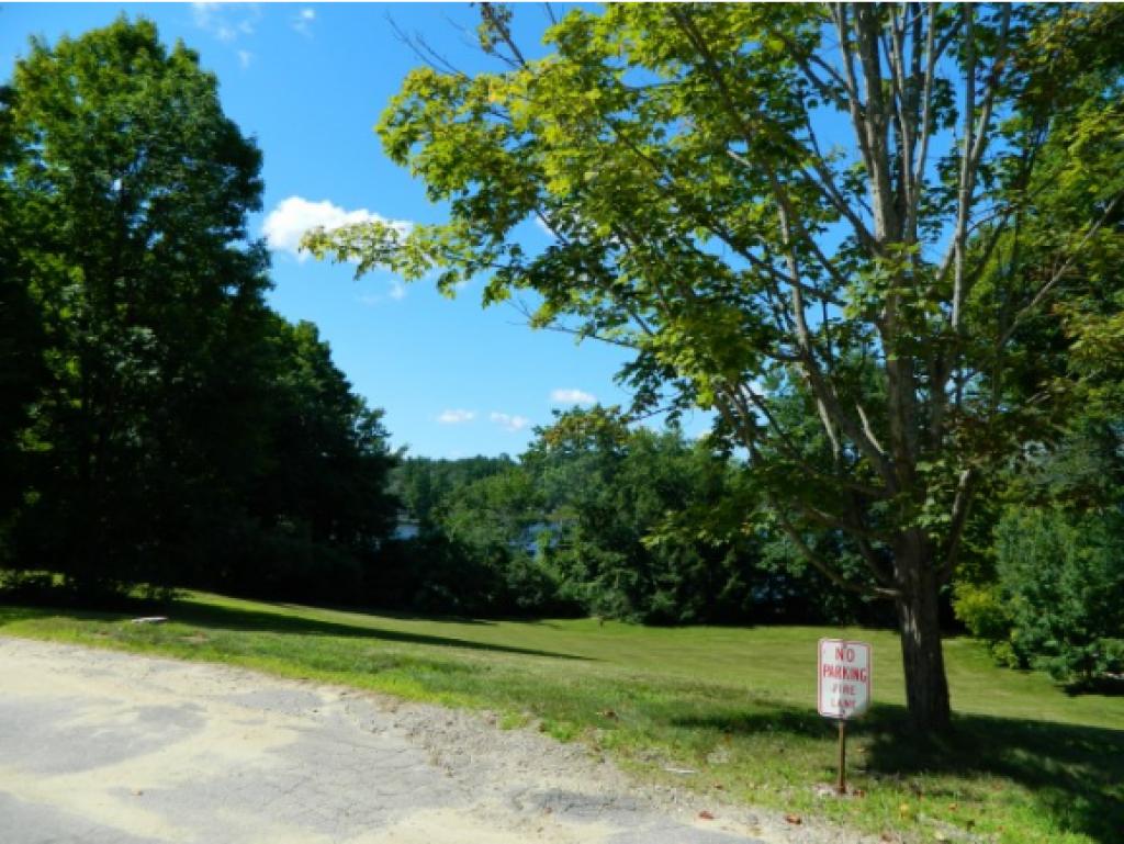 38 North Shore Road Derry, NH 03038 - Photo 2 of 4
