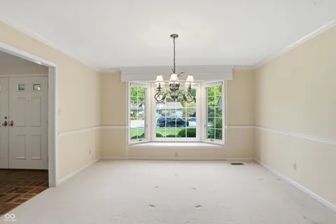 $635,000 | 625 Eagle Creek Circle, Zionsville, IN 46077