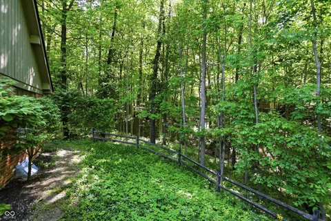$635,000 | 625 Eagle Creek Circle, Zionsville, IN 46077