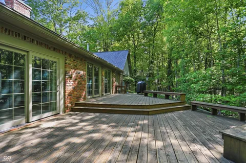 $635,000 | 625 Eagle Creek Circle, Zionsville, IN 46077