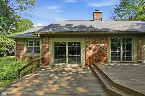$635,000 | 625 Eagle Creek Circle, Zionsville, IN 46077