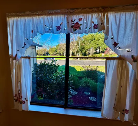 $749,975 | 10845 Rio Ruso Drive, Windsor, CA 95492